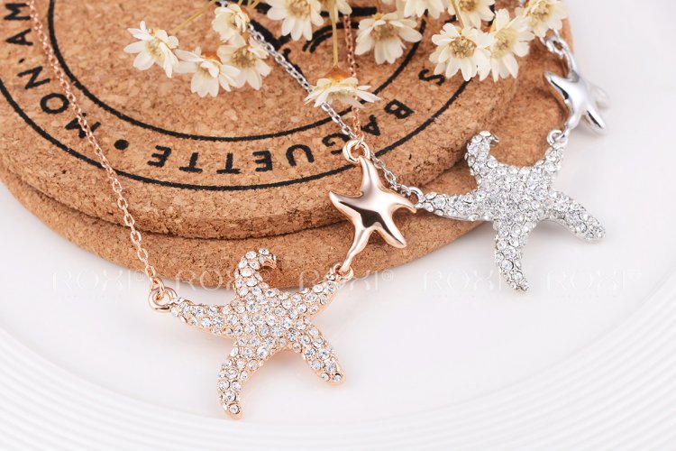 THE QUEEN'S DOUBLE STARFISH NECKLACE