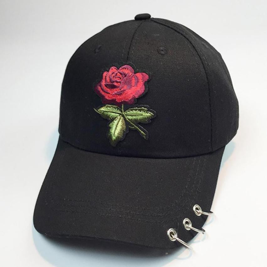 THE QUEEN'S ROSE CAP