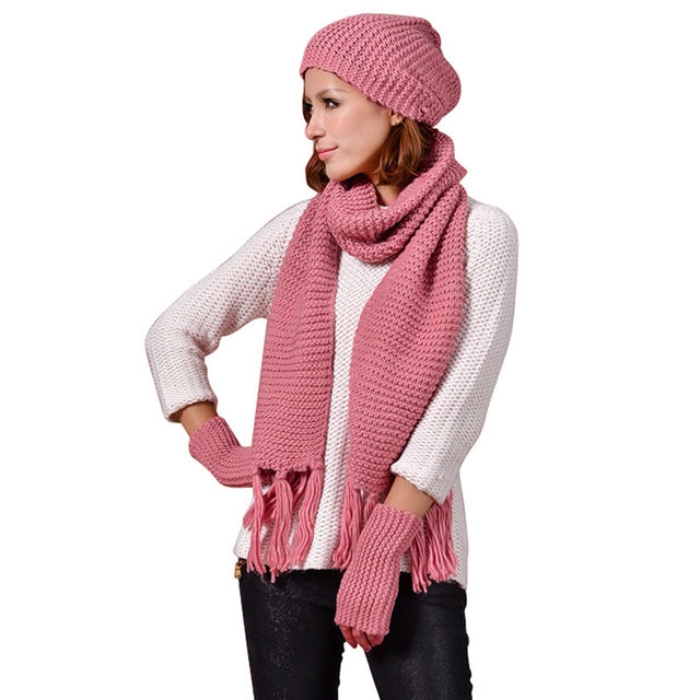 COCKCON ELEGANT KNITTED BEANIE CAP, SCARF AND GLOVES