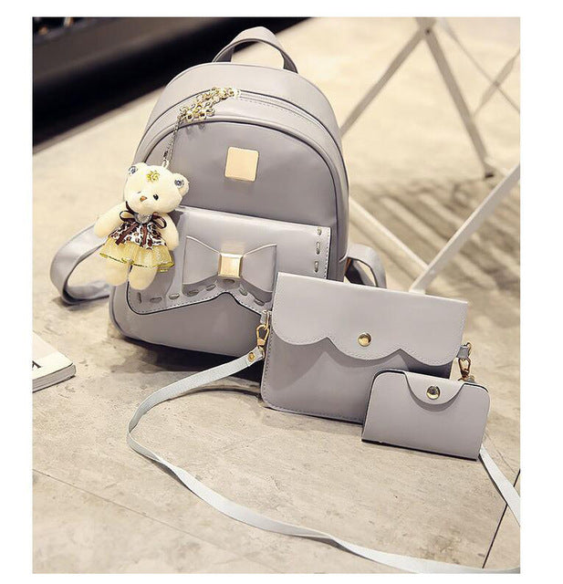 THE QUEEN'S VOGUE STAR  FAMOUS BACKPACKS