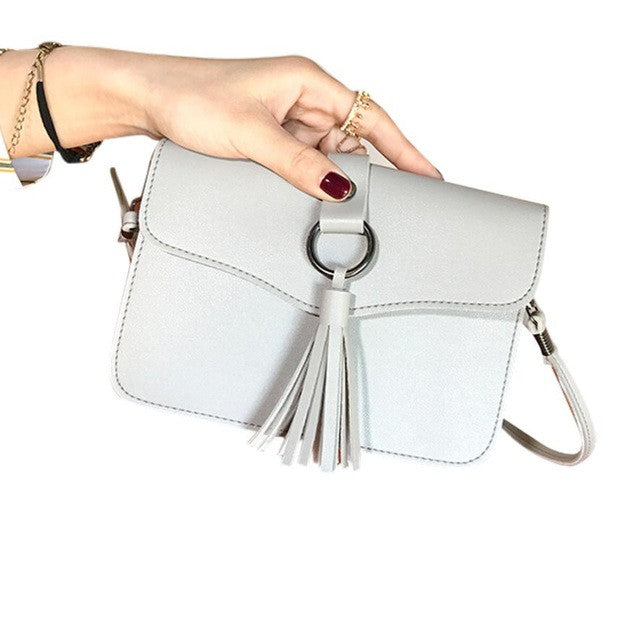 QUEEN'S TASSEL LEATHER CROSSBODY PURSE