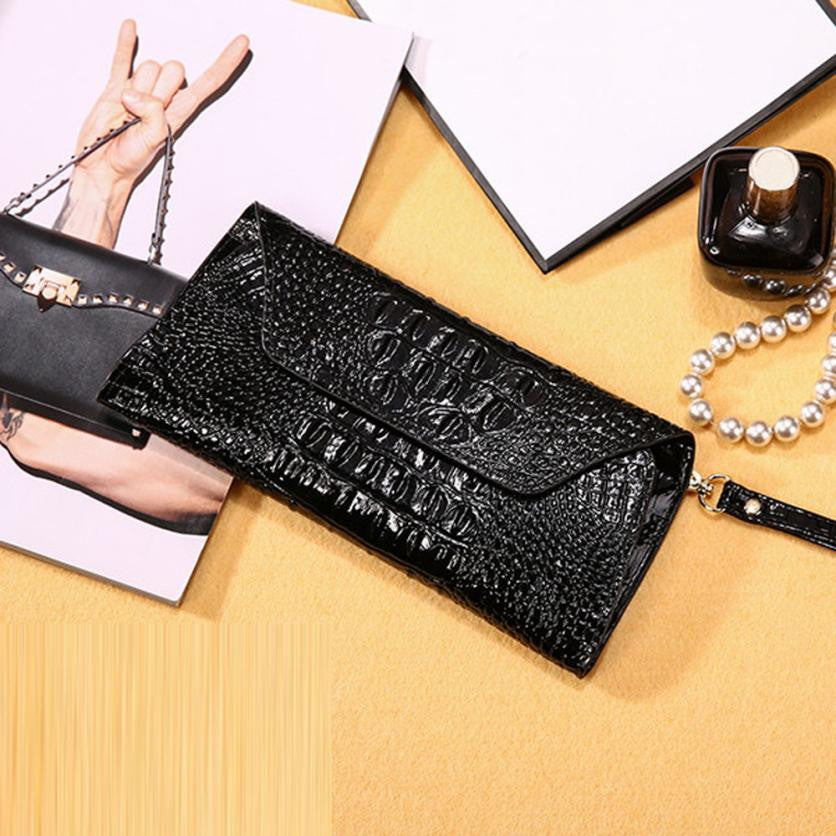 QUEEN'S FASHION LEATHER WALLET/CLUTCH PURSE