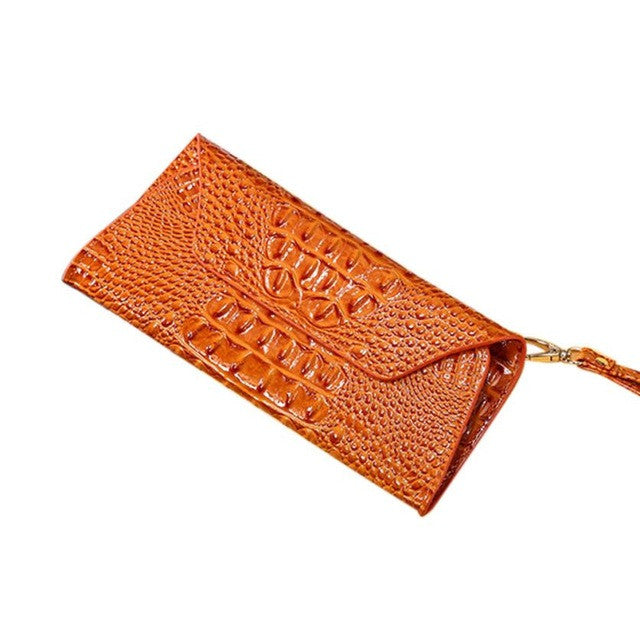 QUEEN'S FASHION LEATHER WALLET/CLUTCH PURSE