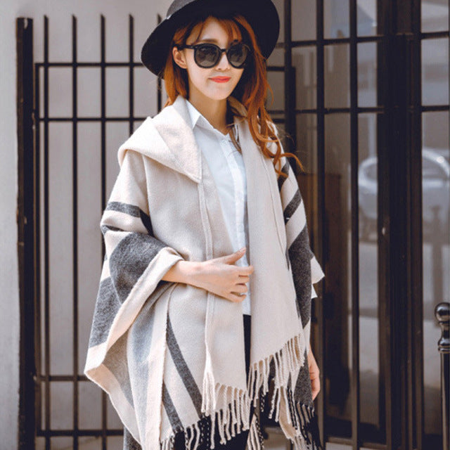 COUTUDI AUTUMN/WINTER TASSEL HOOD PONCHO WRAPS