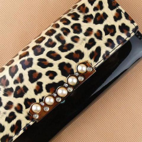 THE QUEEN'S LEATHER LEOPARD PATTERN HASP WALLETS