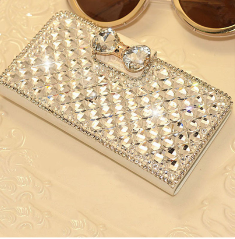 THE QUEEN'S HIGH FASHION BLING CASE WALLETS